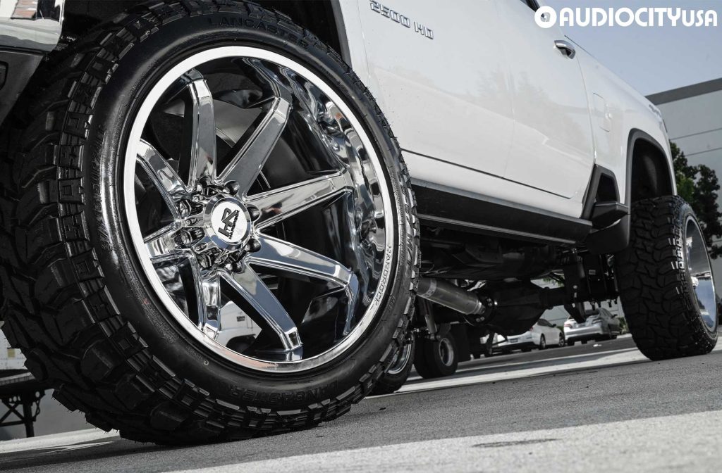 Image of a Chevy Silverado 2500 HD on chrome Hardrock Offroad H502 off road wheels