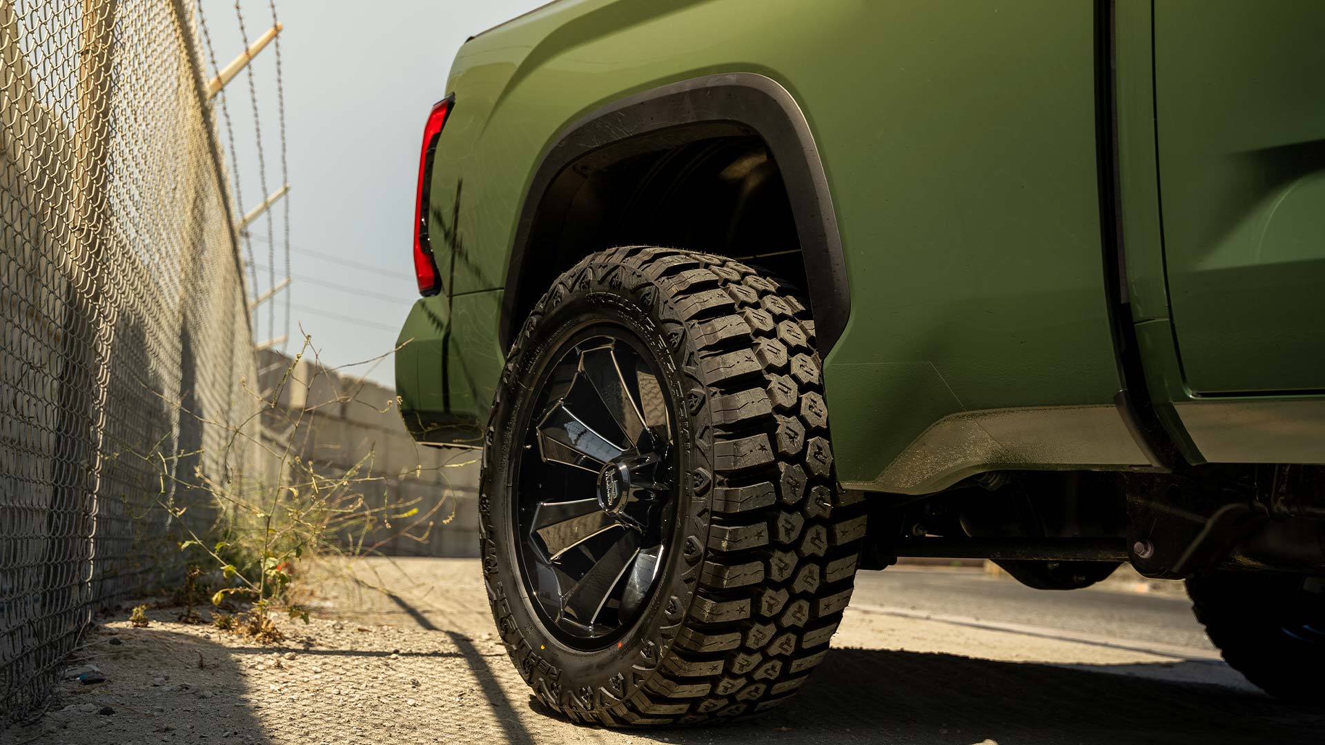 Army Green Toyota Tundra on 20x10 -19 H506's