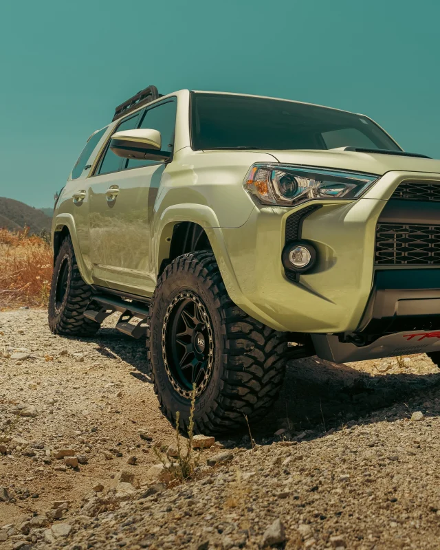 Hardrock Offroad H503 Spine XPosed | Truck Wheels